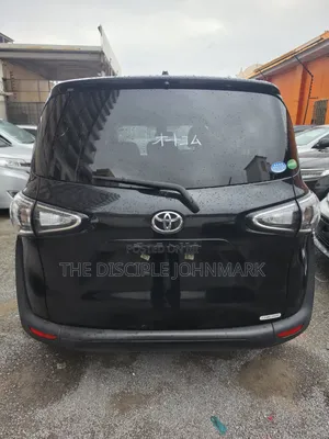Toyota Sienta 2019 Black