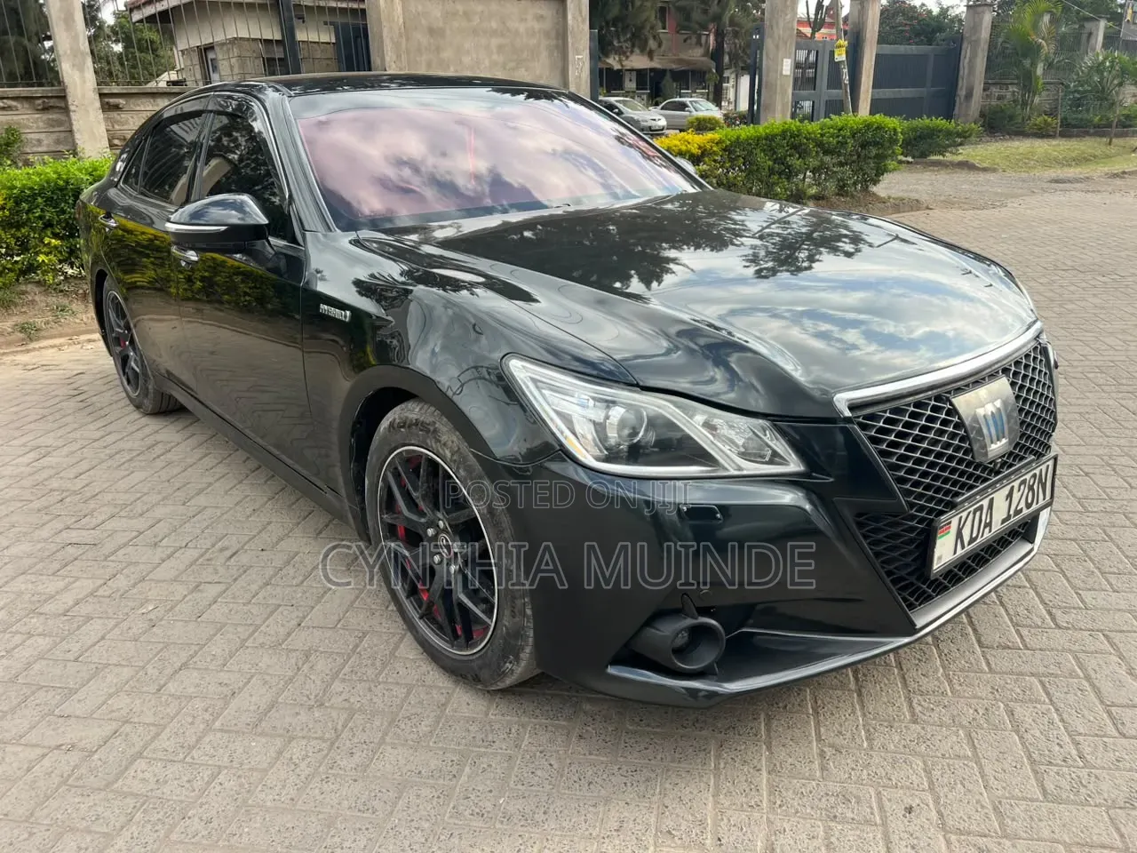 Toyota Crown 2014 Black