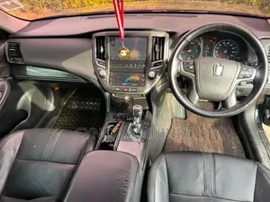 Toyota Crown 2014 Black