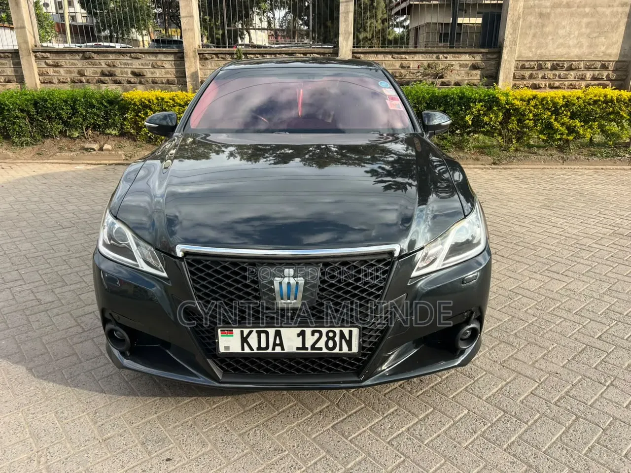 Toyota Crown 2014 Black