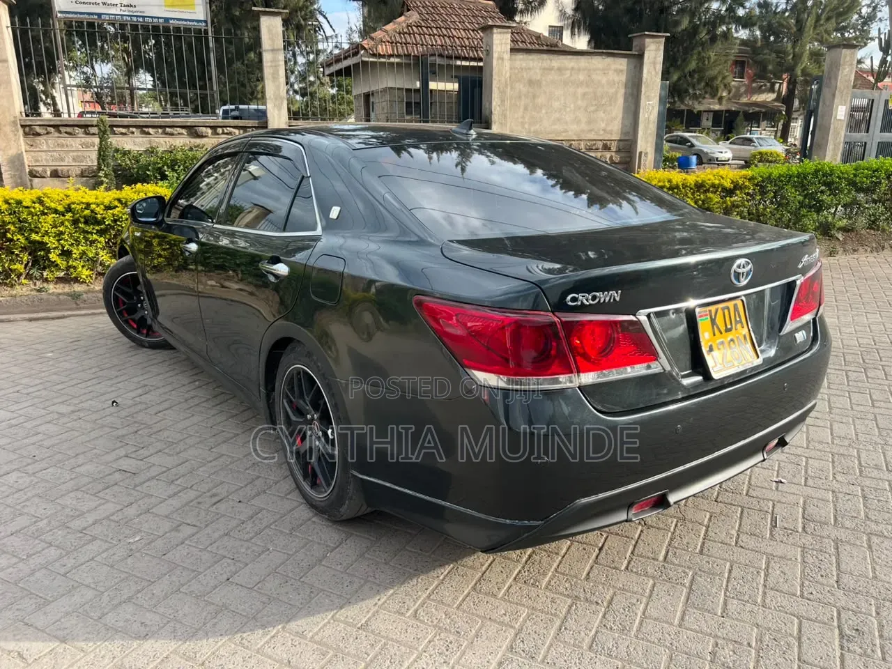 Toyota Crown 2014 Black