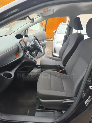 Toyota Sienta 2019 Black