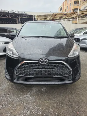 Toyota Sienta 2019 Black