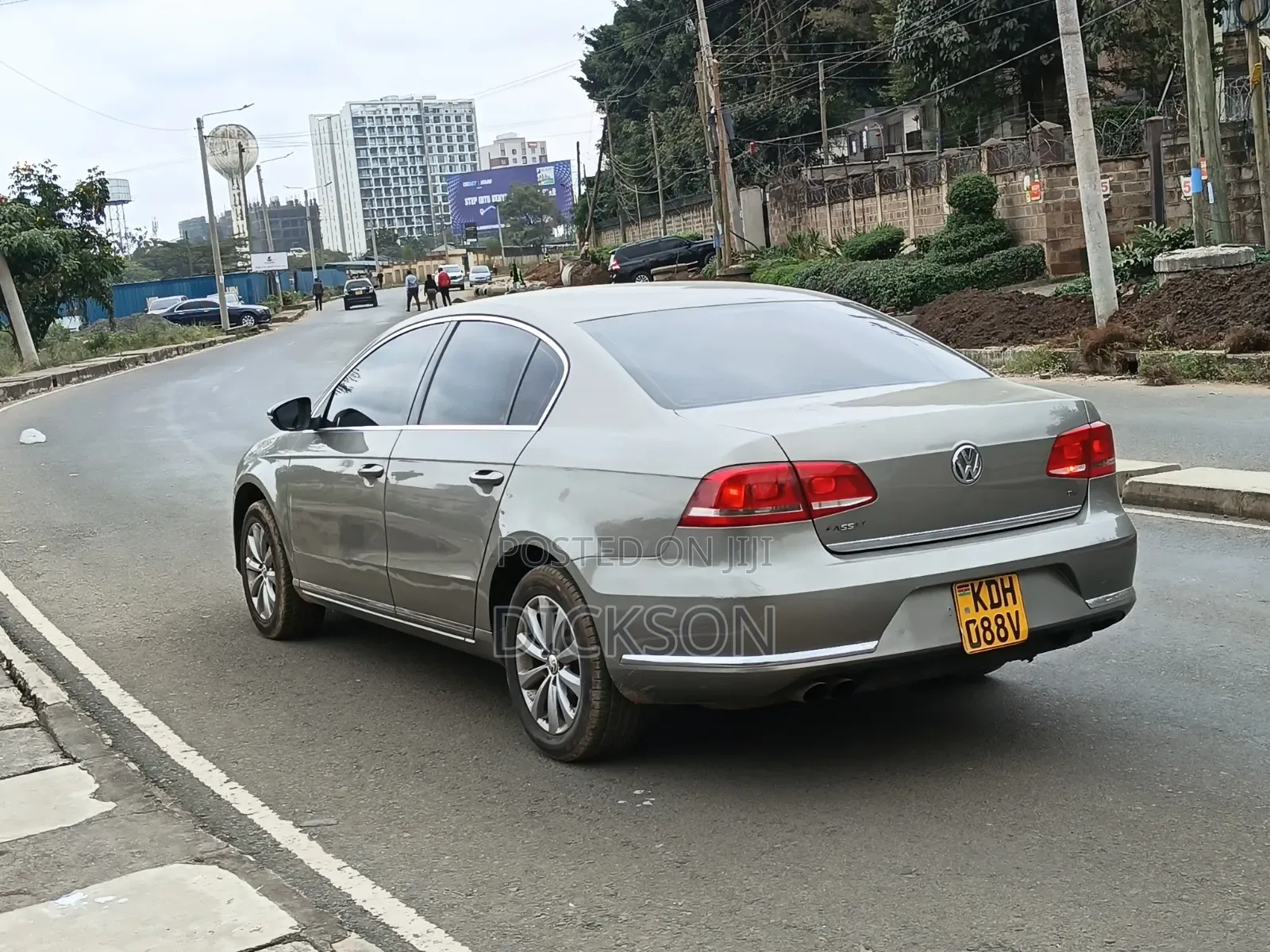 Volkswagen Passat 2013 Gray