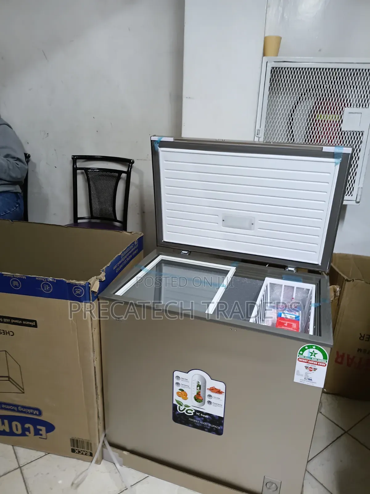 Ecomax 219 Litres Deep Freezer With Storage Basket