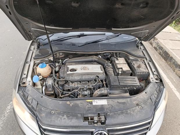 Volkswagen Passat 2013 Gray - thumbnail 10
