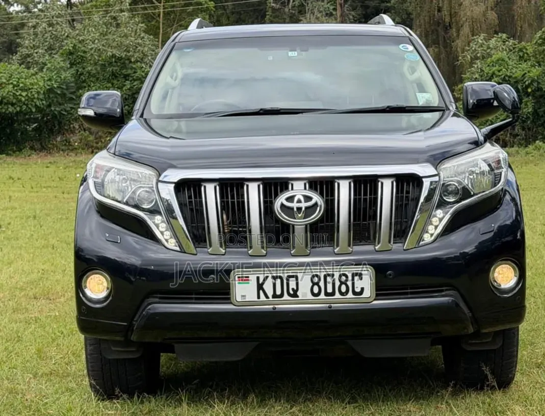 Toyota Land Cruiser Prado 2016 Black