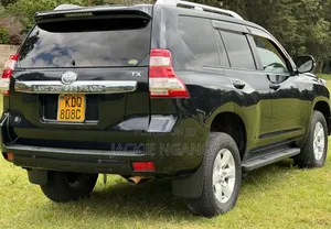 Toyota Land Cruiser Prado 2016 Black
