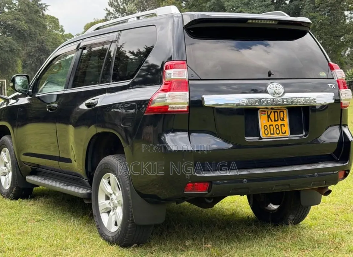 Toyota Land Cruiser Prado 2016 Black
