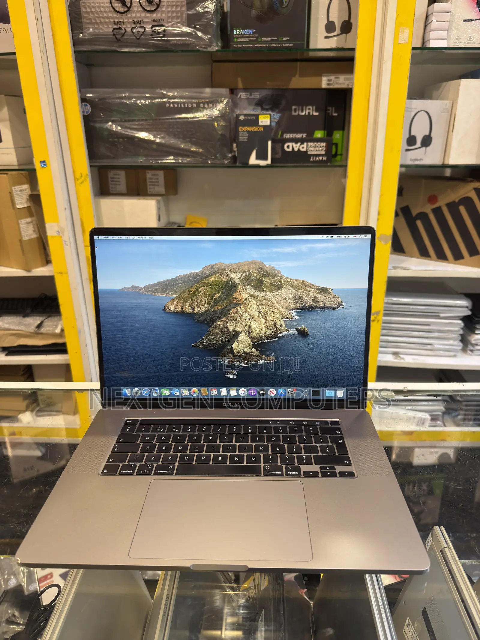 Laptop Apple MacBook Pro 2019 32GB Intel Core i9 SSD 1T