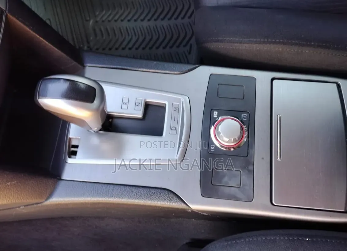 Subaru Outback 2011 Silver