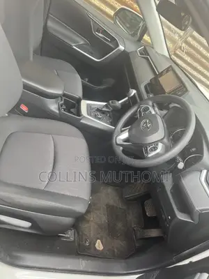 Toyota RAV4 2019 White