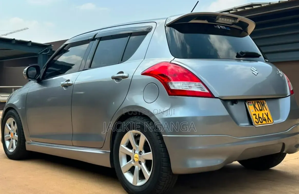 Suzuki Swift 2016 Silver