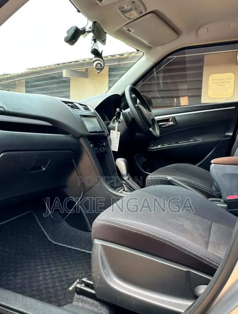 Suzuki Swift 2016 Silver