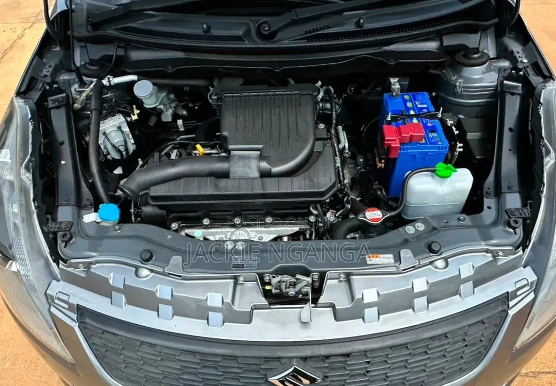 Suzuki Swift 2016 Silver