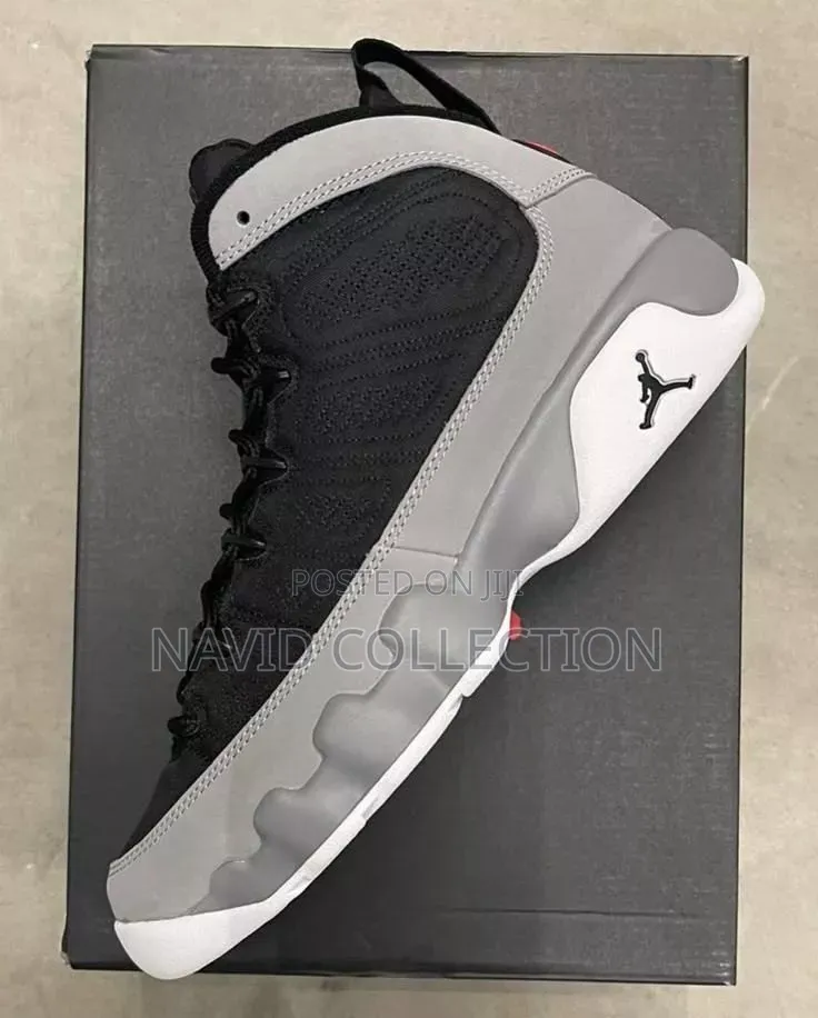 Jordan 9 M