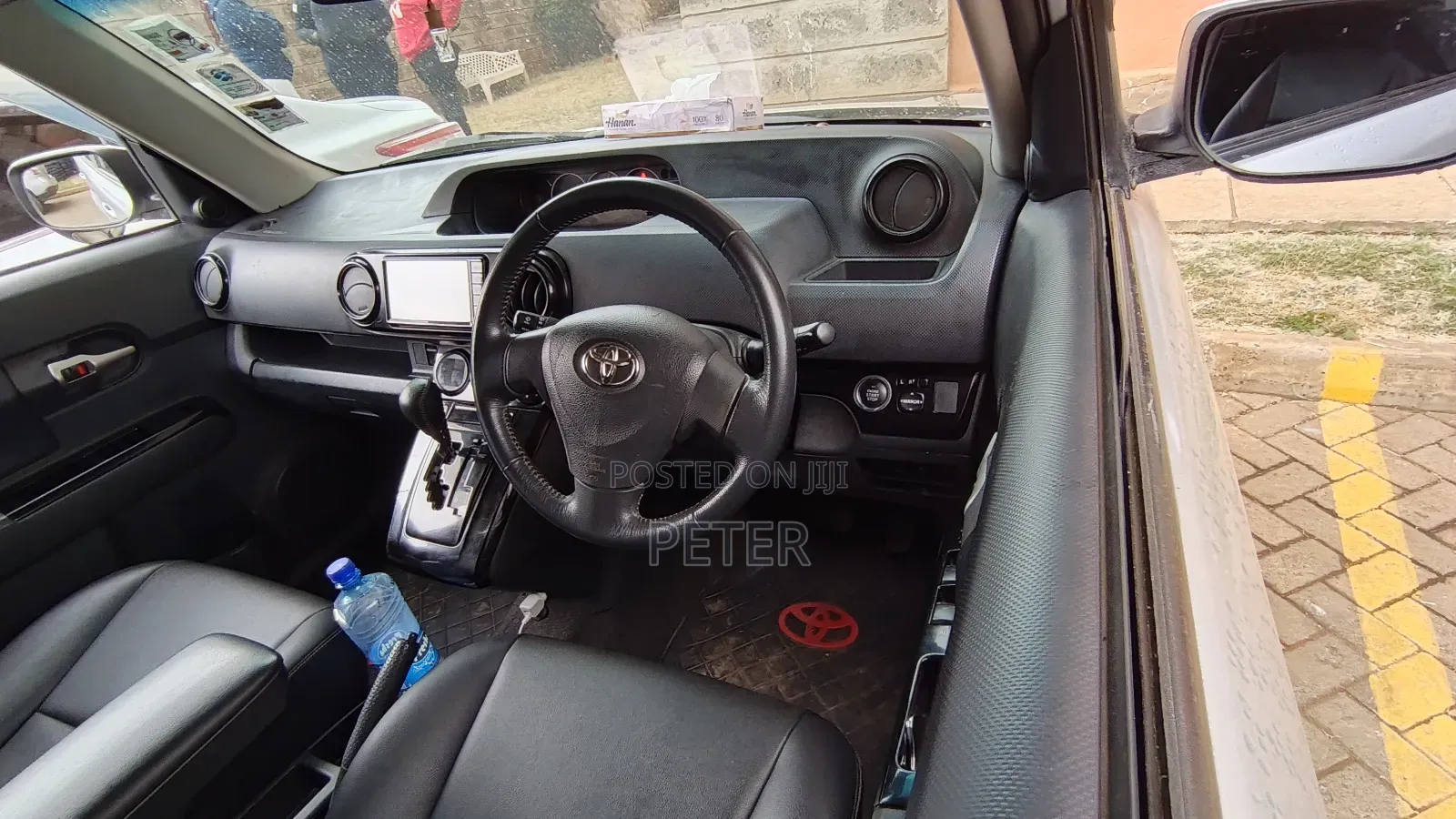 Toyota Rumion 2024 Silver