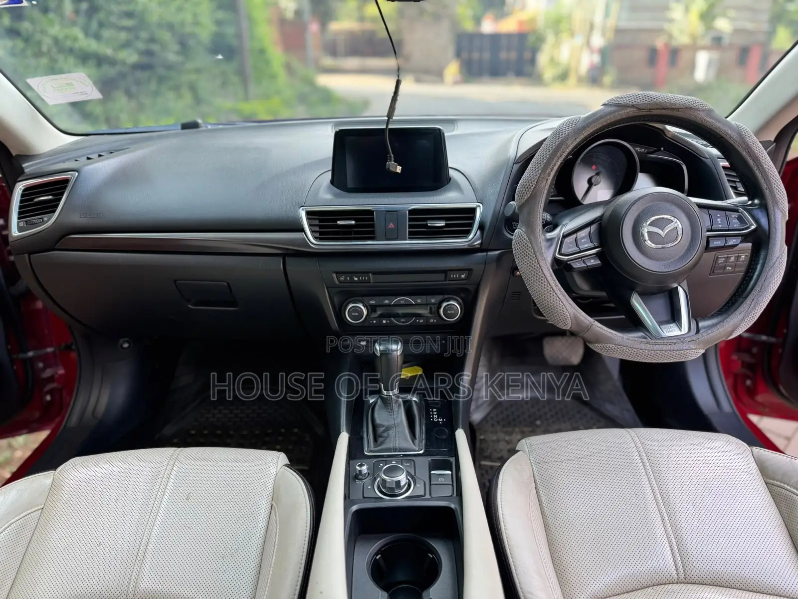 Mazda Axela 2017 Red