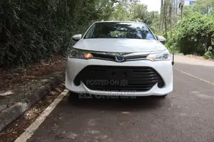 Toyota Corolla Fielder 1.5 Hybrid FWD 2018 White