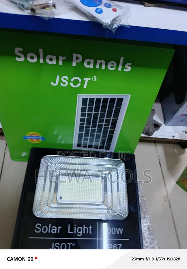 Solar Light 100 Watts - main view