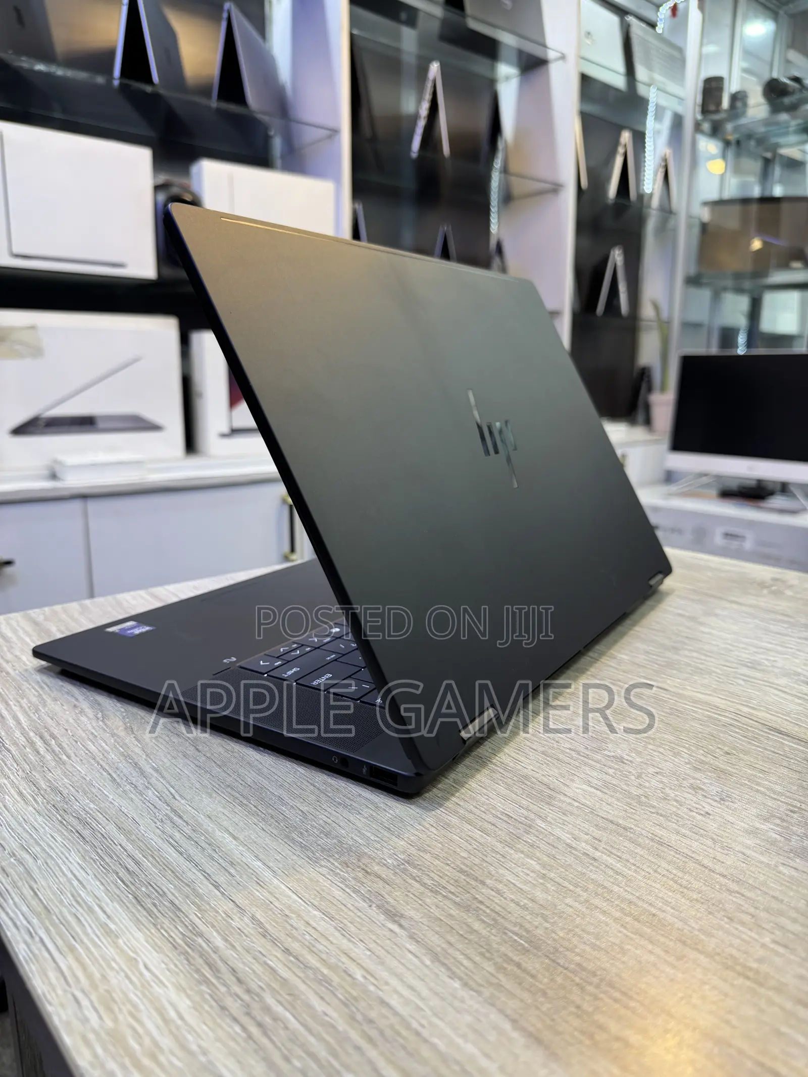 Laptop HP OmniBook X Flip 16" 32GB Intel Core Ultra 9 SSD 1T