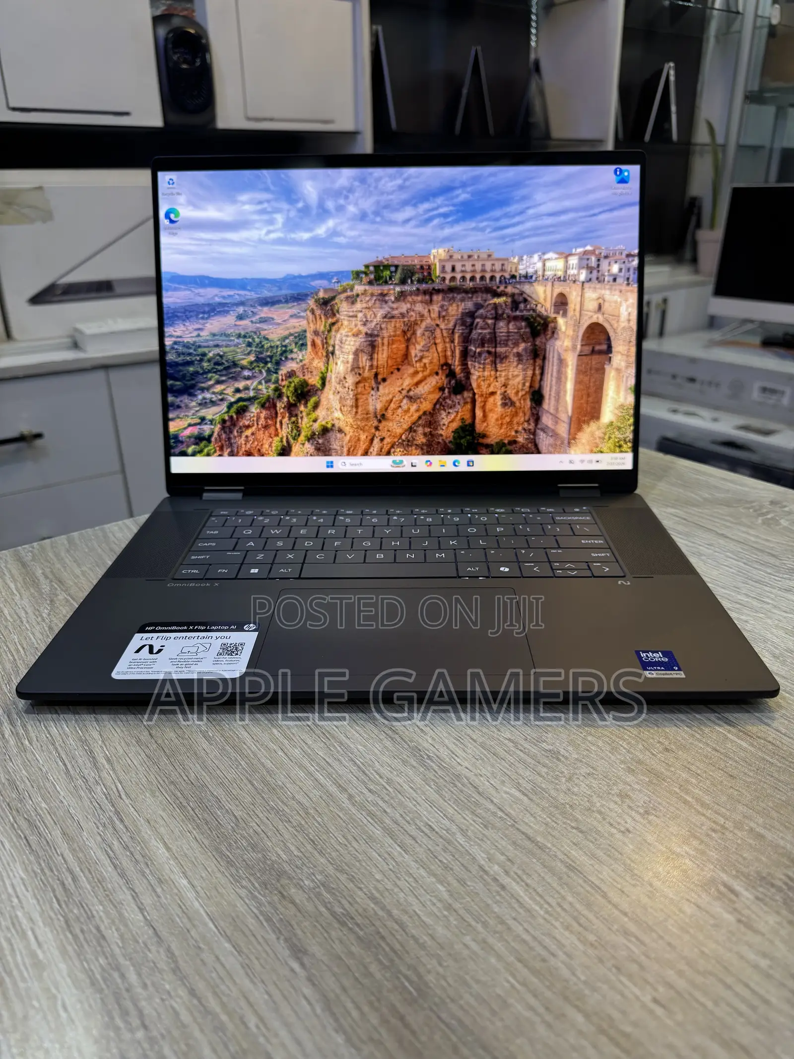 Laptop HP OmniBook X Flip 16" 32GB Intel Core Ultra 9 SSD 1T