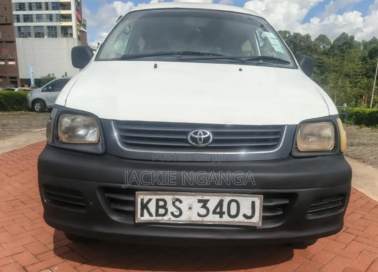 Toyota TownAce 2005 White