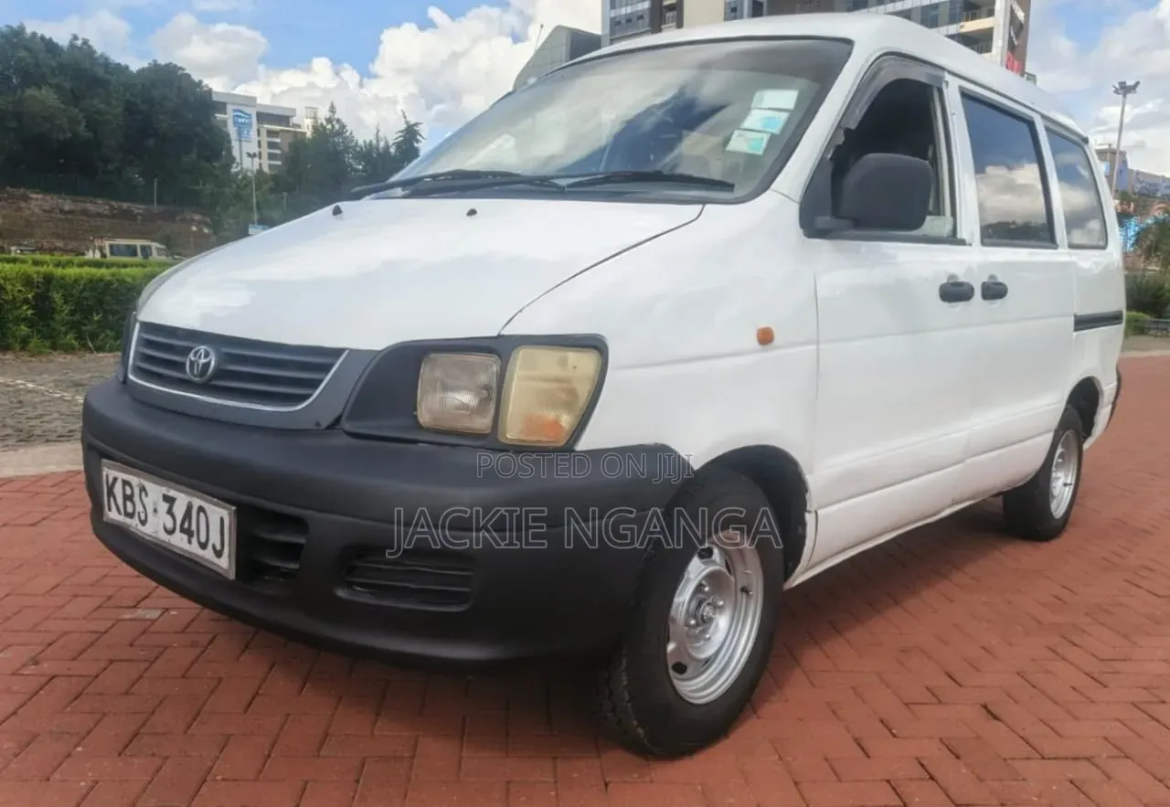 Toyota TownAce 2005 White