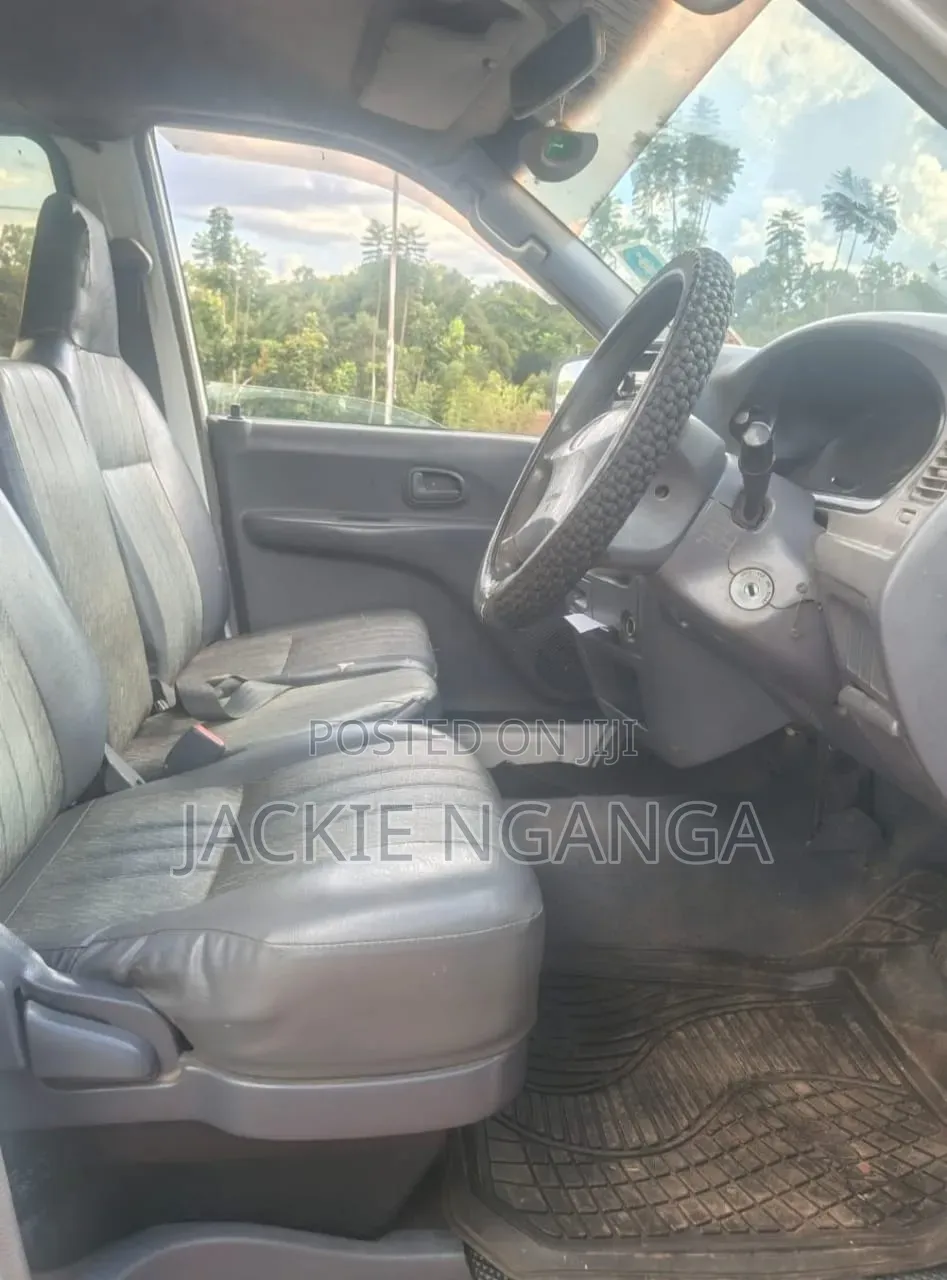 Toyota TownAce 2005 White