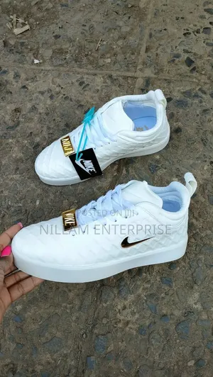 Nike Uptempo