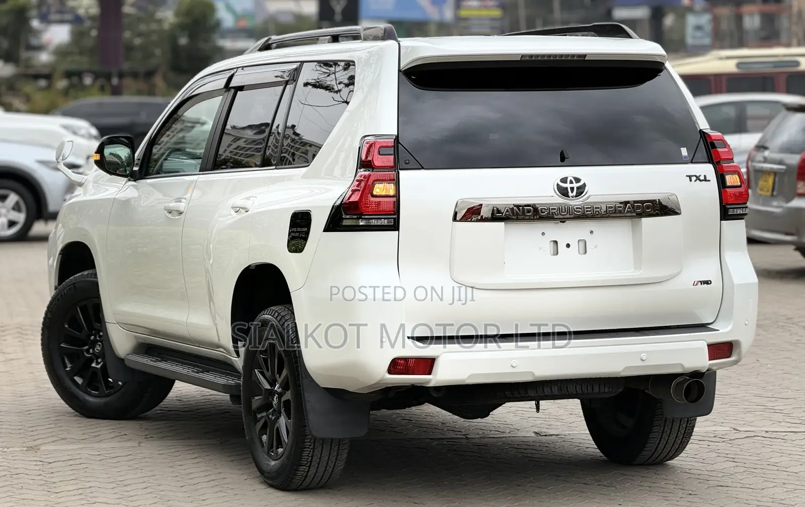 Toyota Land Cruiser Prado 2.7 2021 White