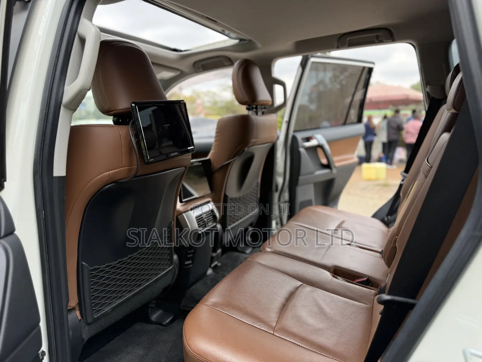 Toyota Land Cruiser Prado 2.7 2021 White
