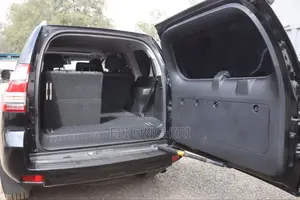 Toyota Land Cruiser Prado 2017 Black