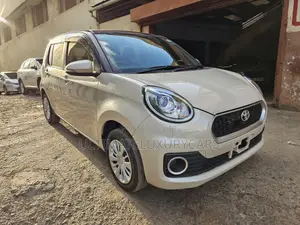 Toyota Passo 1.0 FWD 2019 Beige