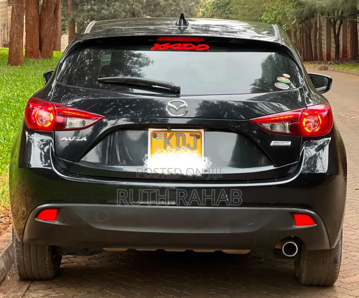 Mazda Axela 2015 Black