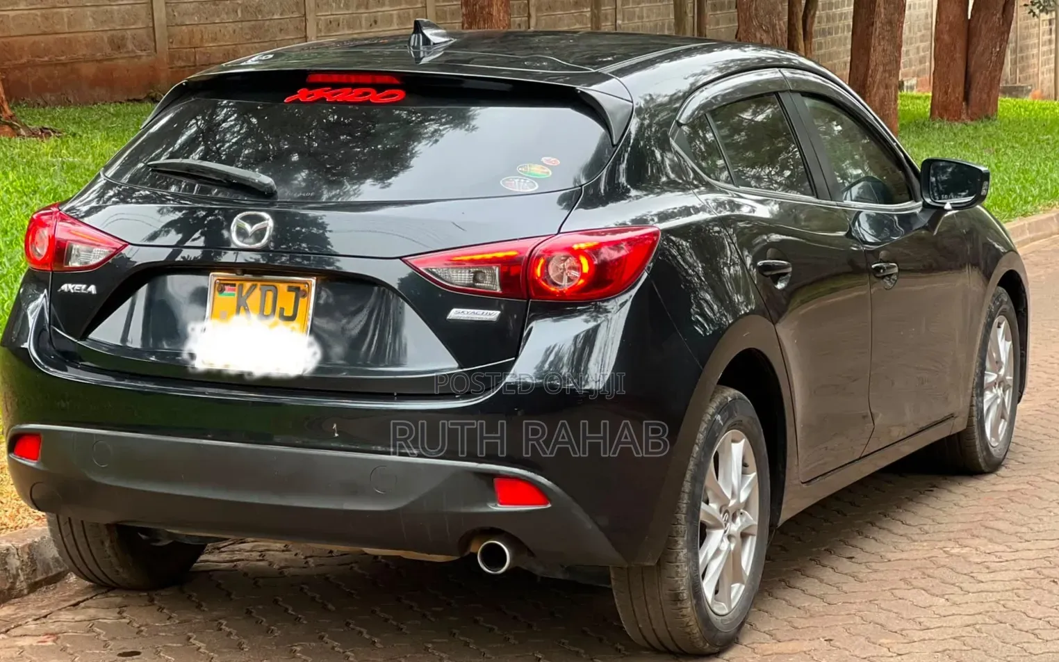 Mazda Axela 2015 Black