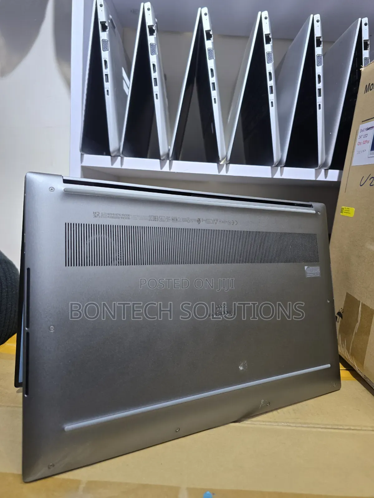 Laptop Dell Precision 5560 16GB Intel Core i7 SSD 512GB