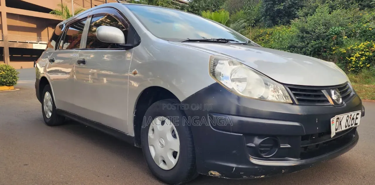 Nissan Advan 2015 Silver