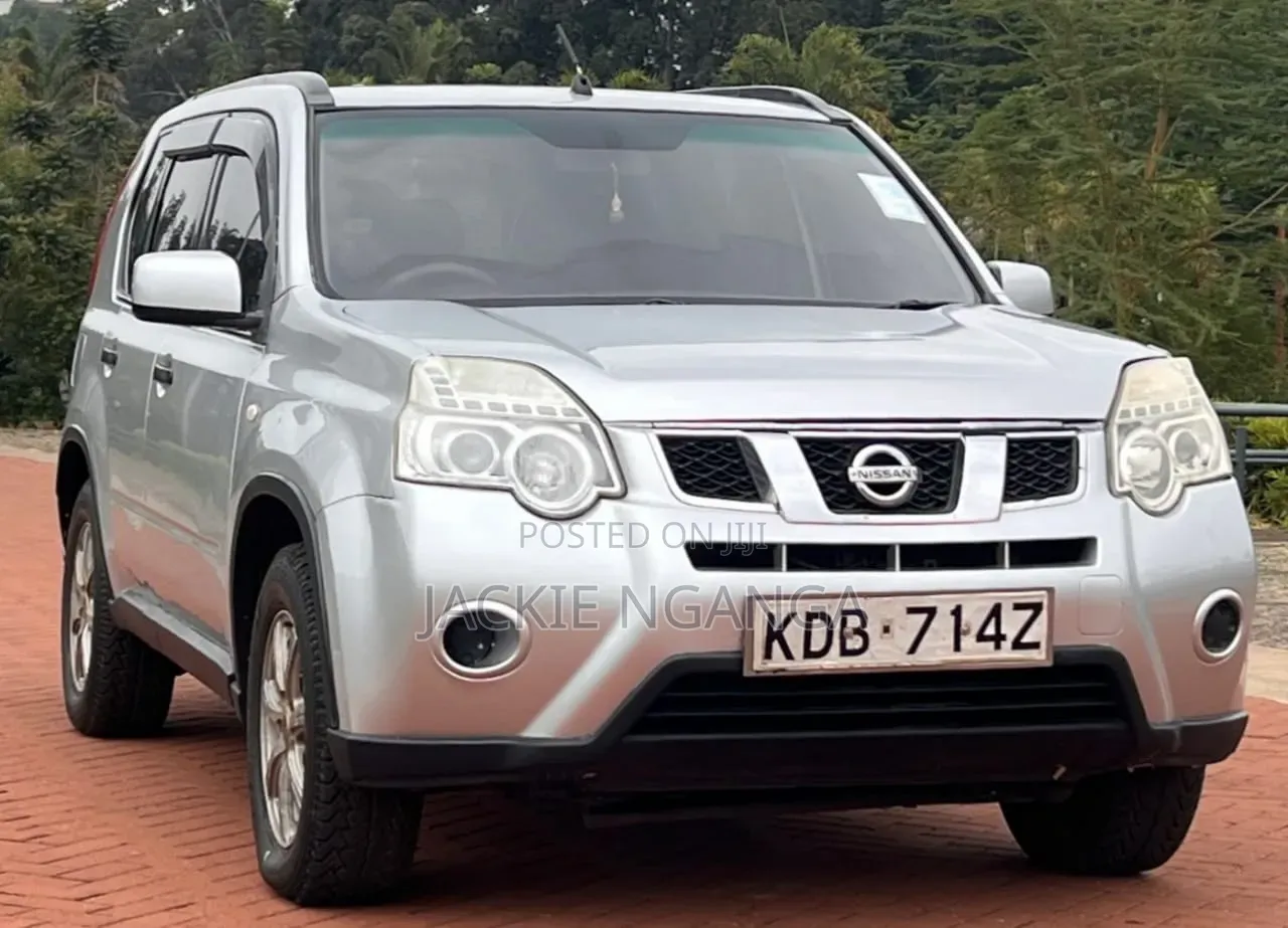 Nissan X-Trail 2014 Silver