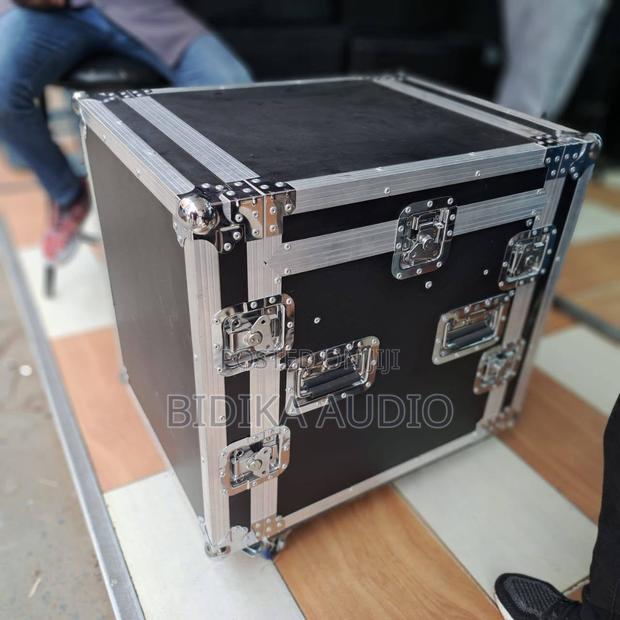 10-Unit Amplifier Flight Case Rack Mount - main view