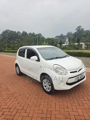 Toyota Passo 2016 White