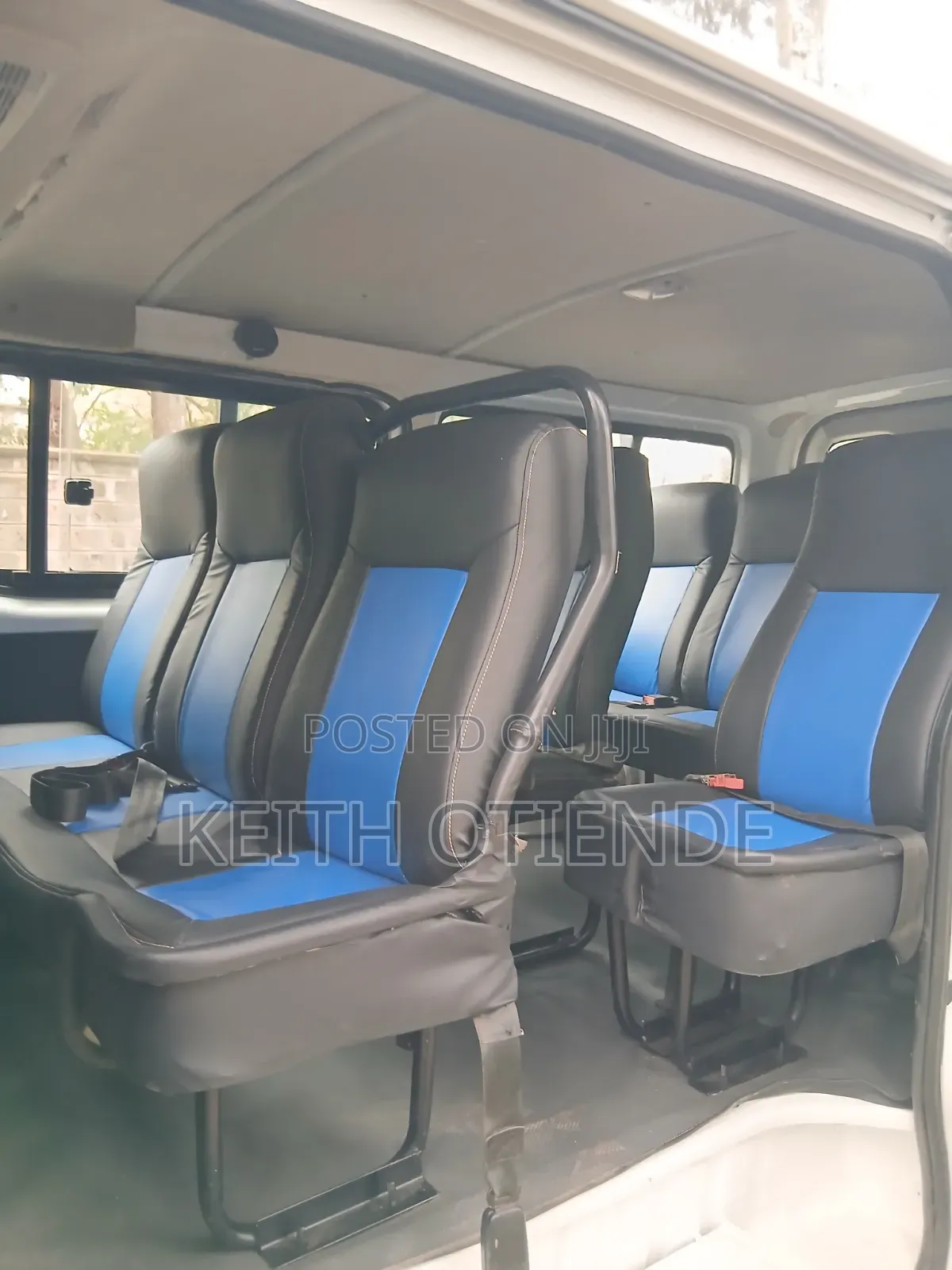 Toyota HiAce 2012 White