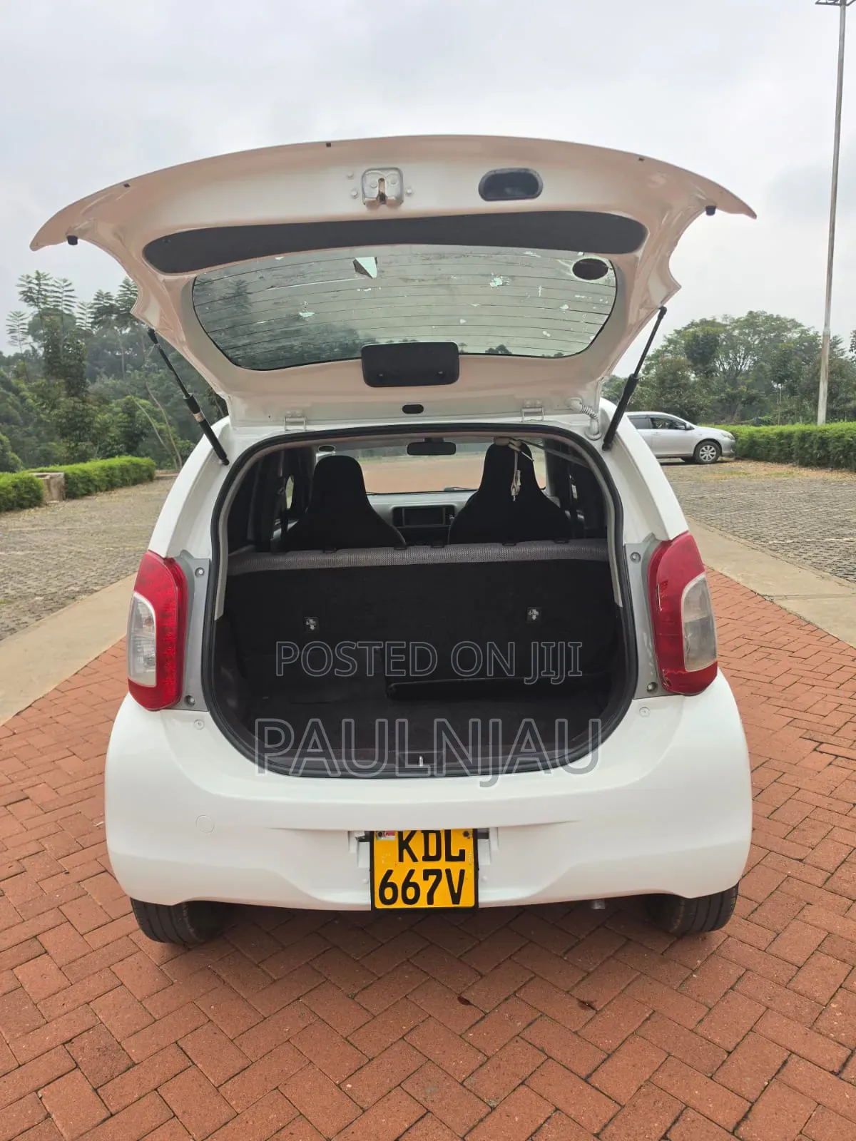 Toyota Passo 2016 White