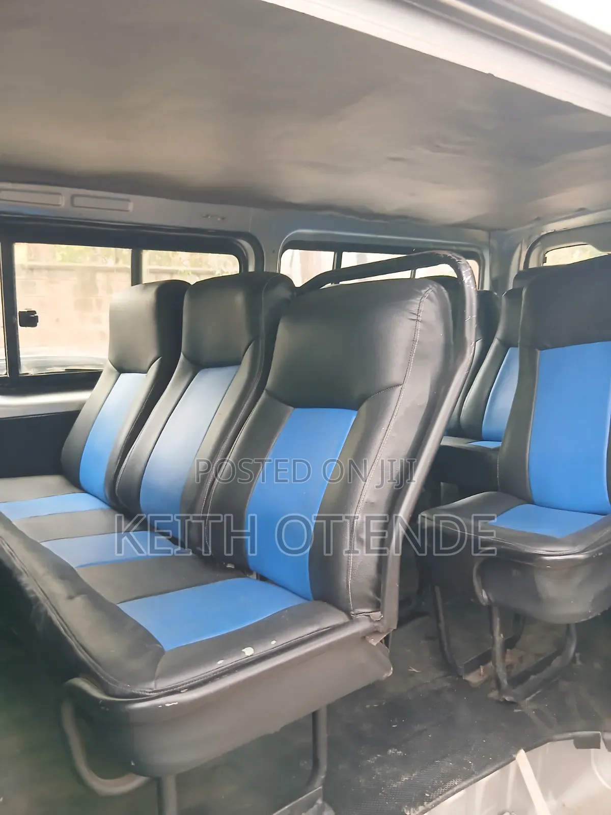 Toyota HiAce 2013 Silver