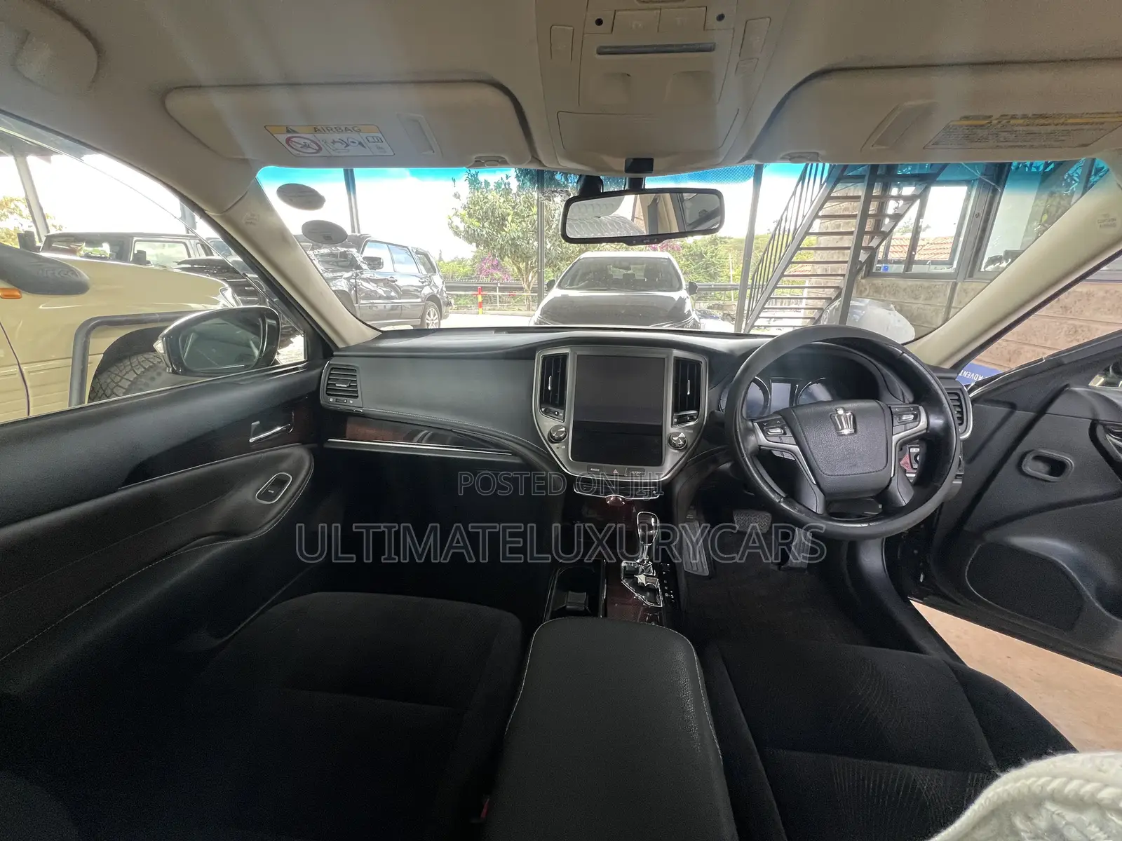 Toyota Crown 2017 Black