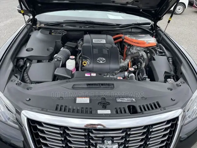 Toyota Crown 2017 Black