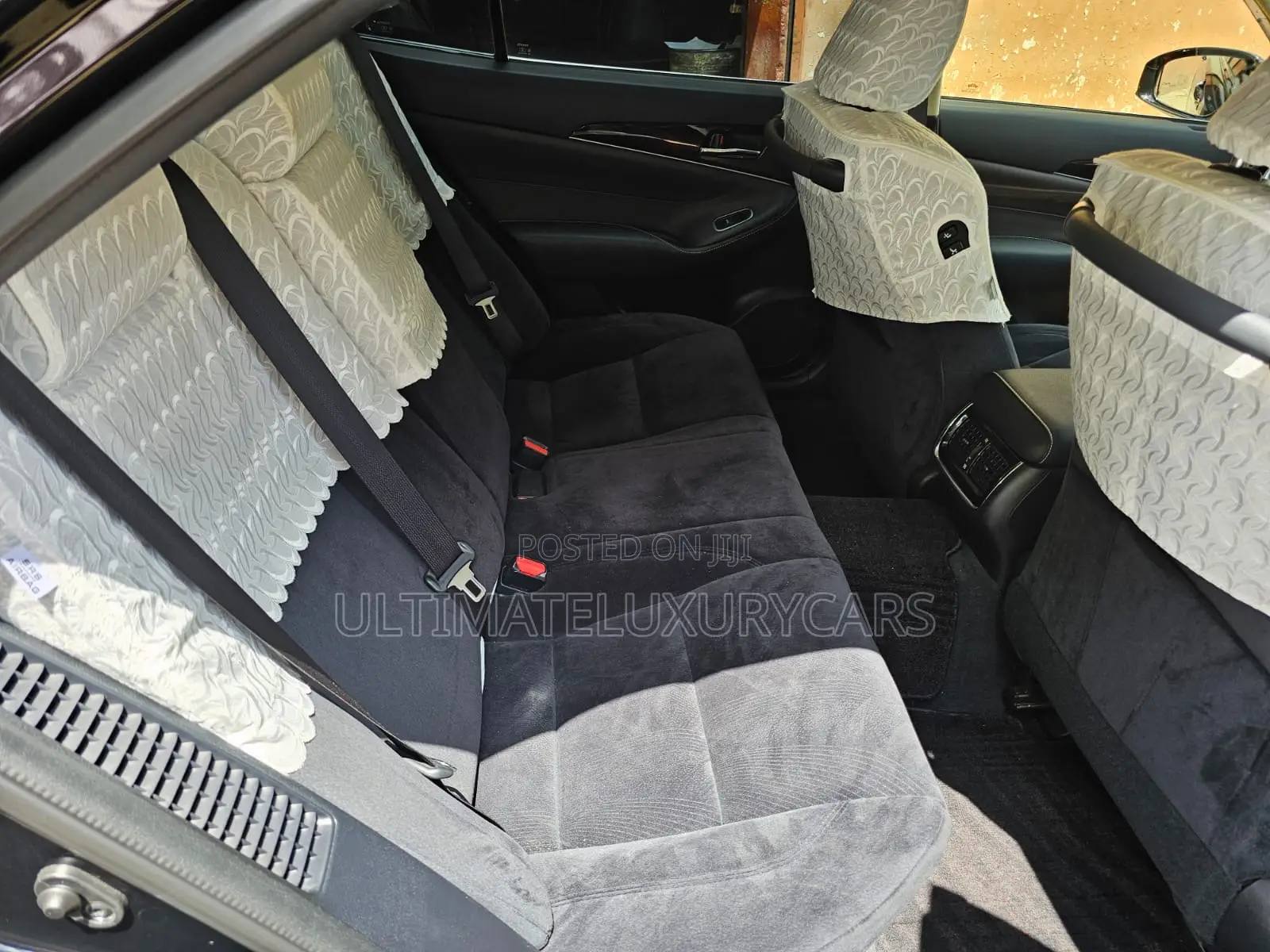 Toyota Crown 2017 Black