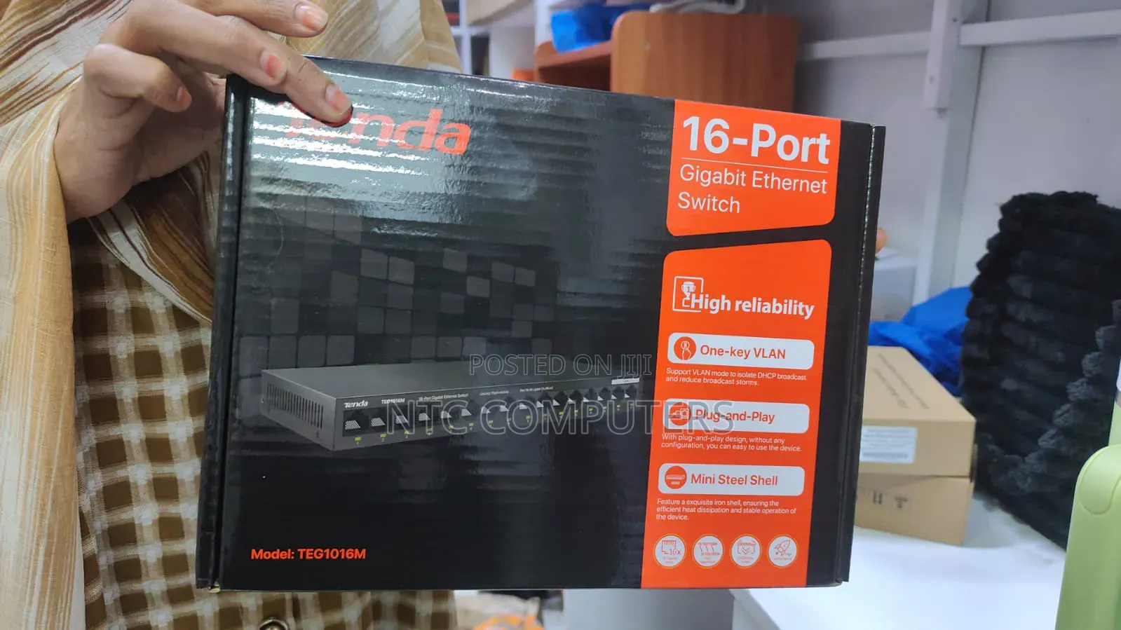 Tenda 16Port Gigabit Ethernet Switch -TEG1016M