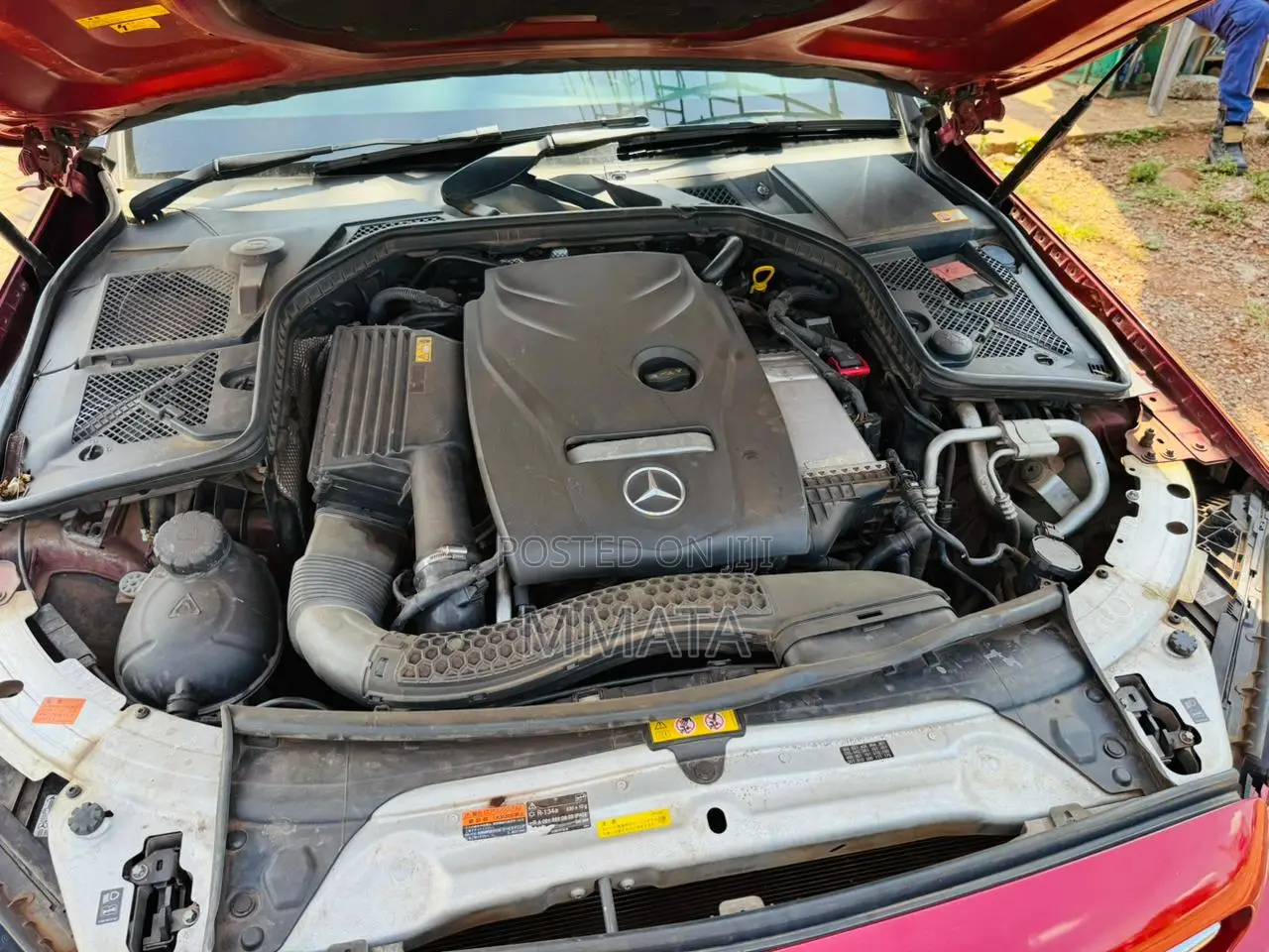 Mercedes-Benz C200 2015 Red