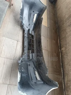 Bumper Front Serena 2018